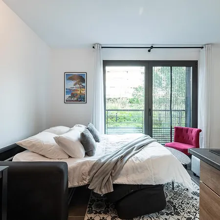 New Listing - 1 Bed Apt,air-con,beach Access,sea Daire