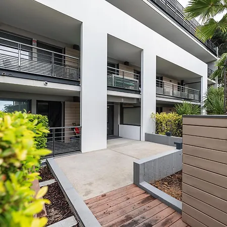 شقة New Listing - 1 Bed Apt,air-con,beach Access,sea *