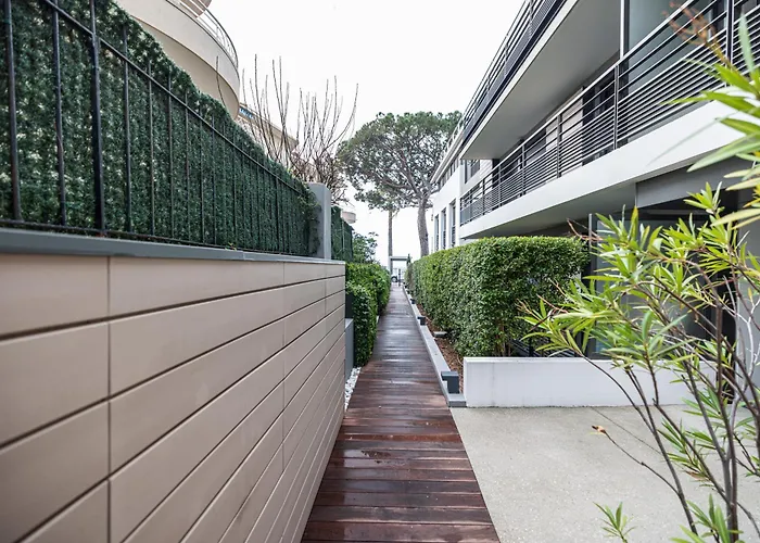 Apartman New Listing - 1 Bed Apt,air-con,beach Access,sea Antibes