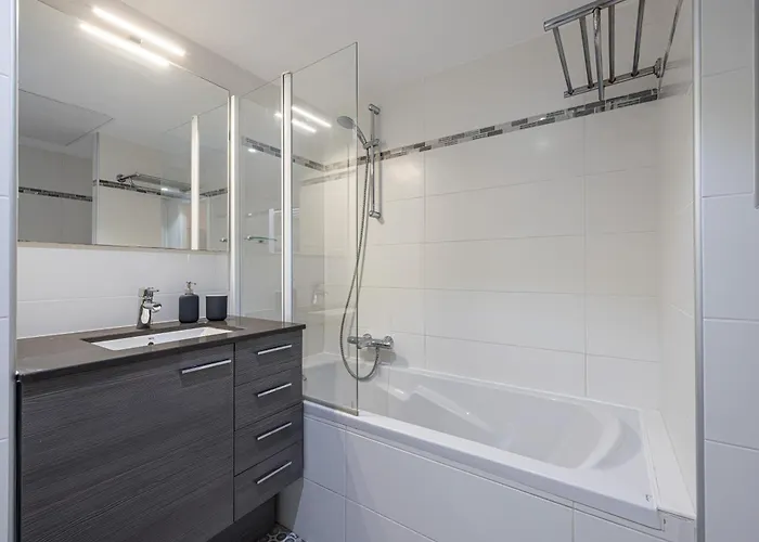 شقة New Listing - 1 Bed Apt,air-con,beach Access,sea